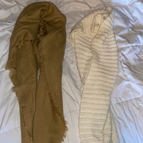 Scarves - Picture 2 of 3